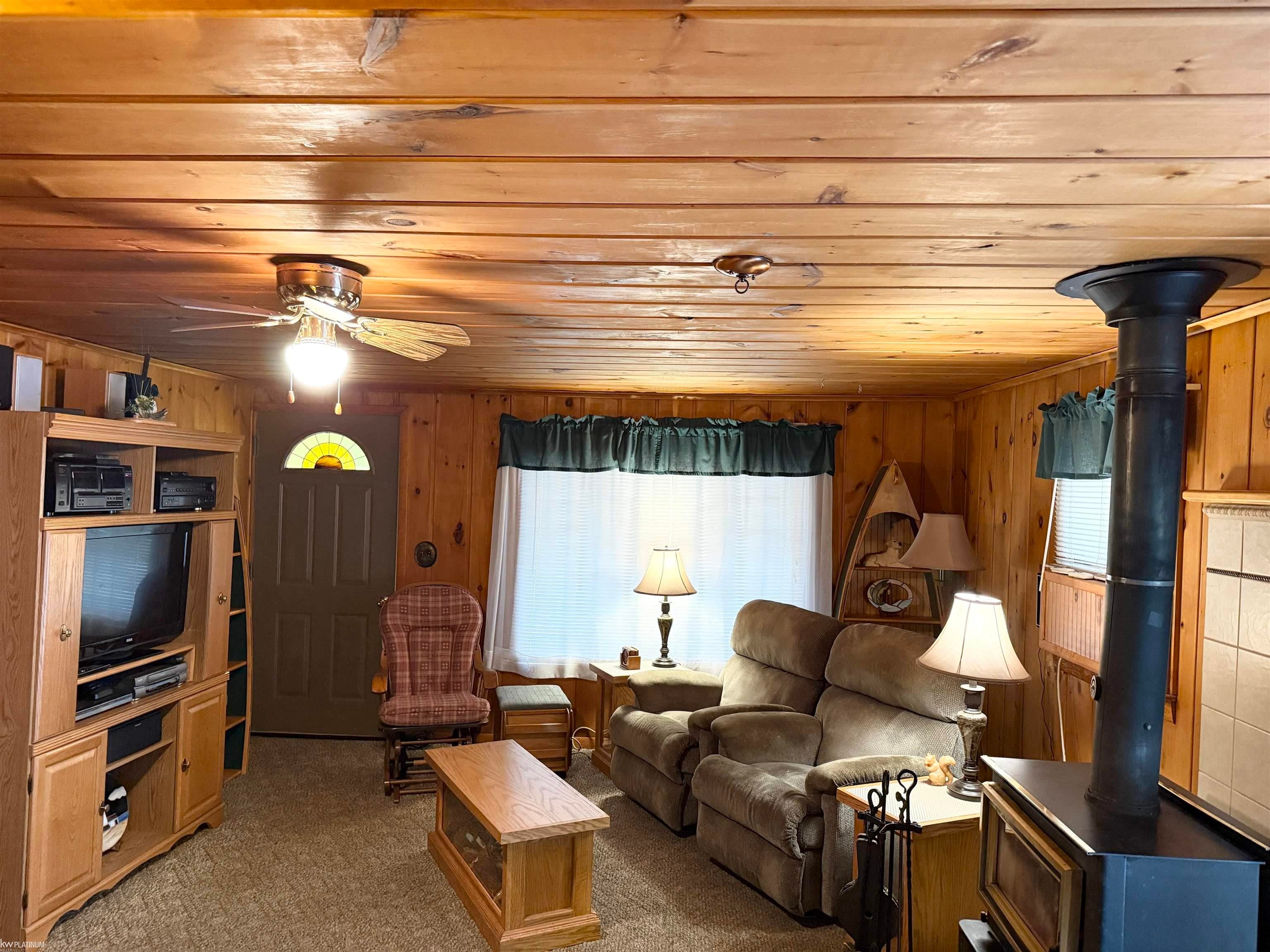 9686 Doe Road Harrison, MI 48625 - Photo 8 of 20 Gallery Image 8
