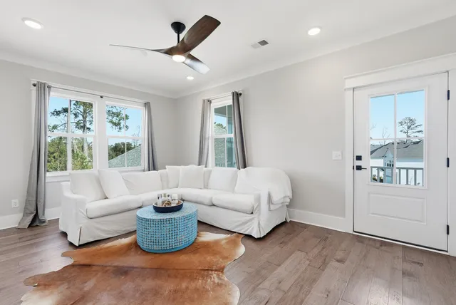 $1,999,000 | 149 Low Tide Court, Charleston, SC 29492