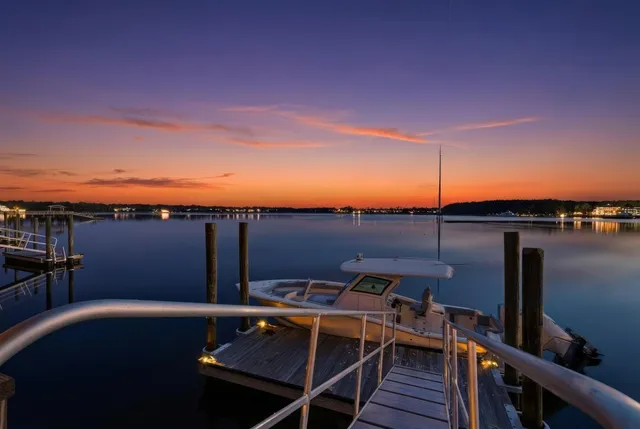 $1,999,000 | 149 Low Tide Court, Charleston, SC 29492