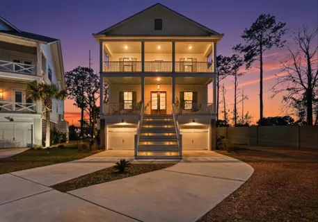 $1,999,000 | 149 Low Tide Court, Charleston, SC 29492