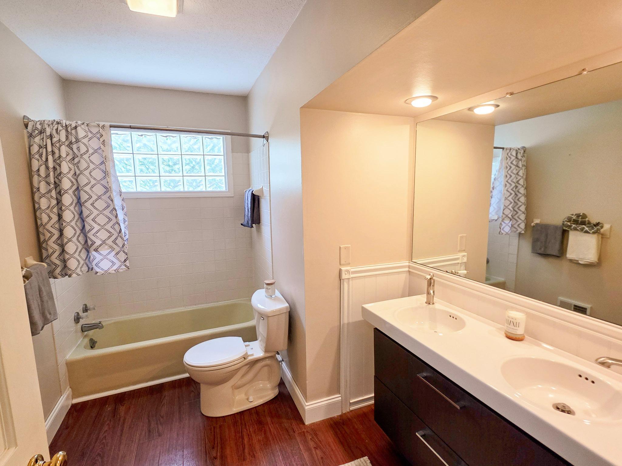 5302 Holiday Road Minnetonka, MN 55345 - Photo 12 of 21