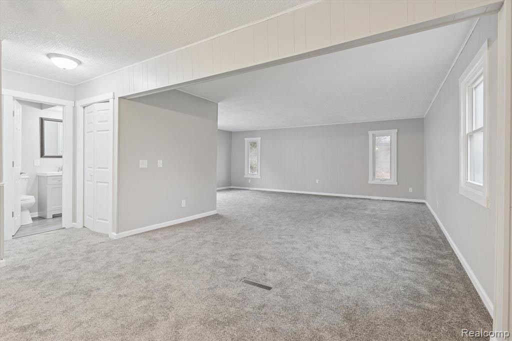 15635 Martinsville Road Belleville, MI 48111 - Photo 57 of 75