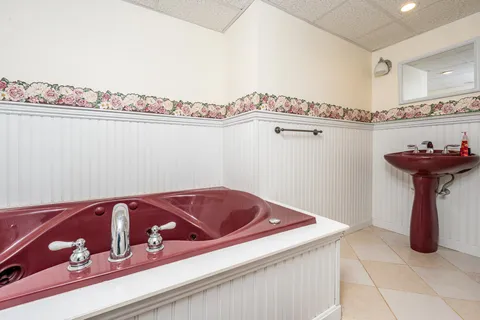 $589,000 | 1 Woods Edge Lane, Mashpee, MA 02649