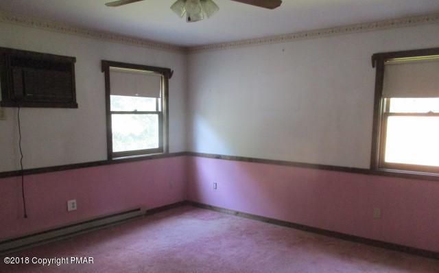 2817 Jackson Road Stroudsburg, PA 18360 - Photo 16 of 22 an empty room with a window