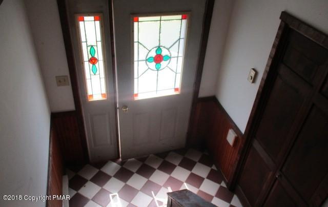 2817 Jackson Road Stroudsburg, PA 18360 - Photo 6 of 22