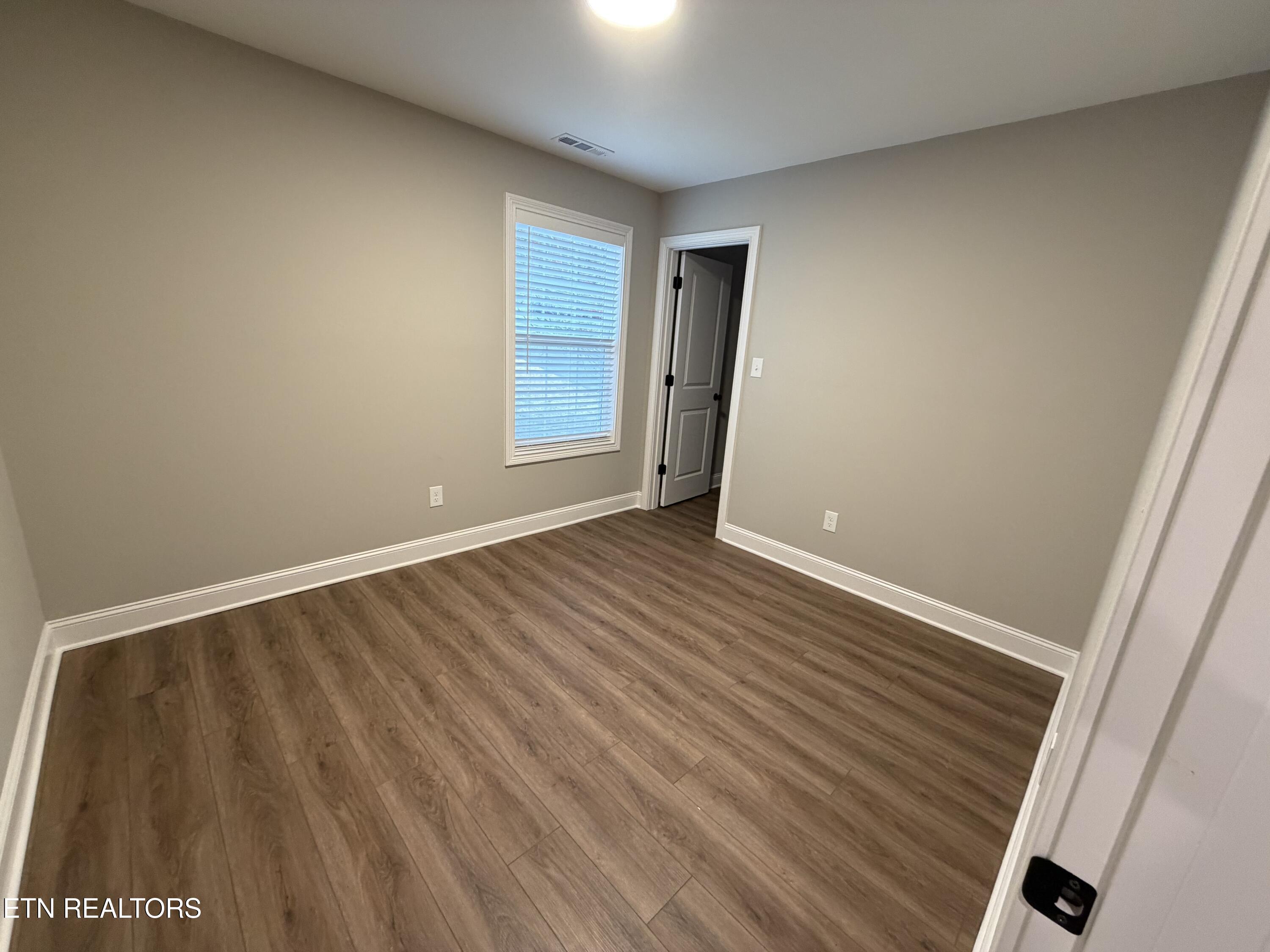 2345 Roundtree Road Knoxville, TN 37923 - Photo 10 of 15 2nd bedroom