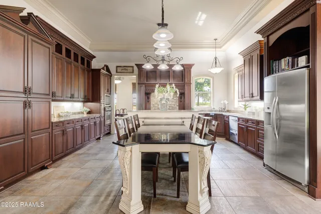 $579,000 | 7536 Cemetery Road, St. Martinville, LA 70582