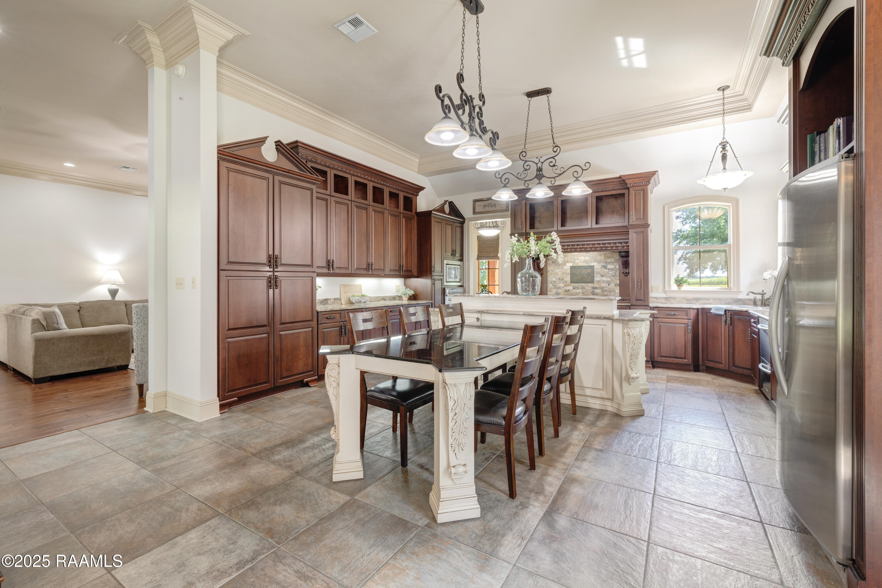 7536 Cemetery Road St. Martinville, LA 70582 - Photo 12 of 46 Kitchen