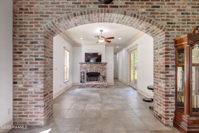 $579,000 | 7536 Cemetery Road, St. Martinville, LA 70582