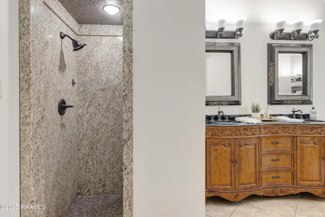 $579,000 | 7536 Cemetery Road, St. Martinville, LA 70582