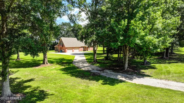 $579,000 | 7536 Cemetery Road, St. Martinville, LA 70582