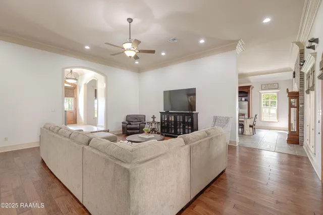 $579,000 | 7536 Cemetery Road, St. Martinville, LA 70582