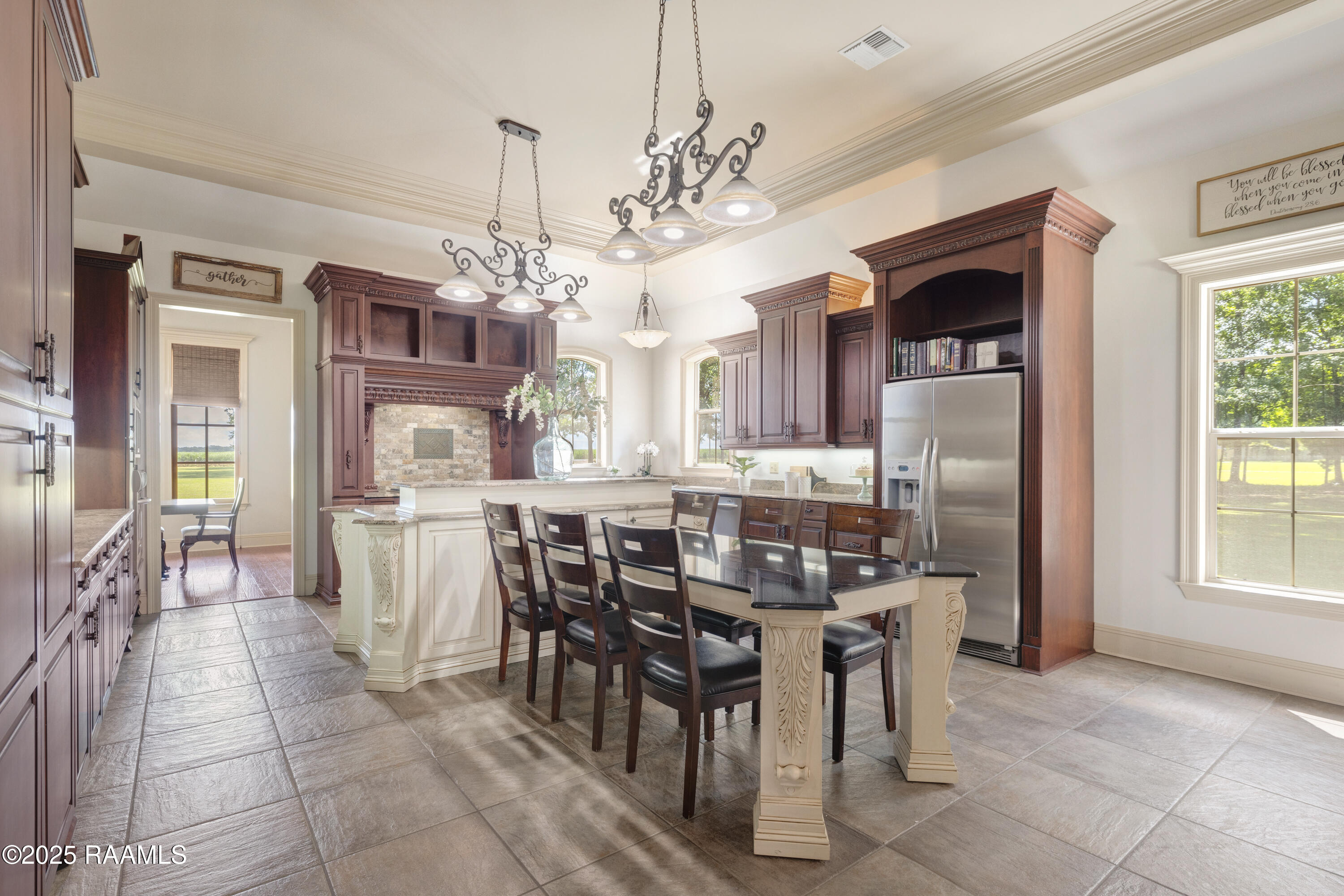 7536 Cemetery Road St. Martinville, LA 70582 - Photo 10 of 46 Kitchen