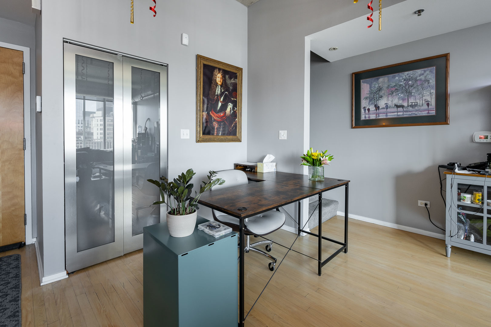 700 West Van Buren Street, Unit PH3 Chicago, IL 60607 - Photo 16 of 20 a view of a workspace with furniture