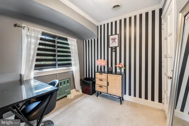 a view of livingroom with furniture and windows