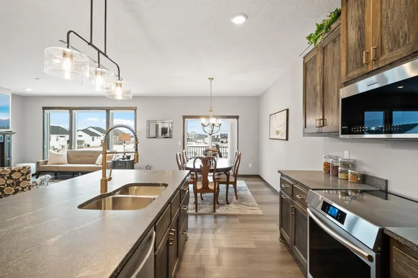 $570,157 | 18050 100th Place North, Maple Grove, MN 55311