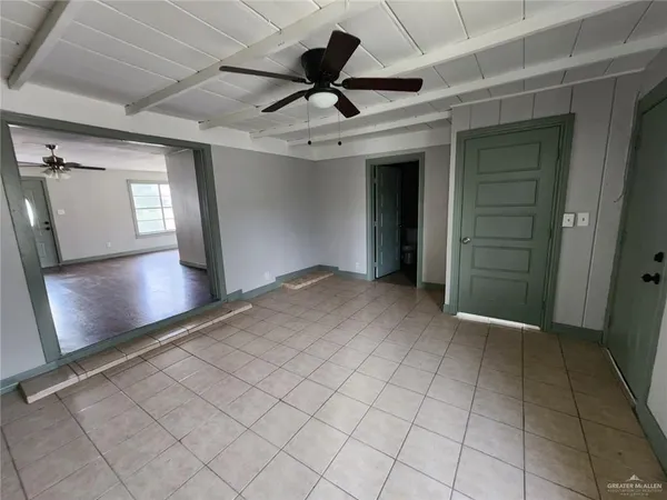 $1,300 | 2002 Thornton Street, Mission, TX 78572