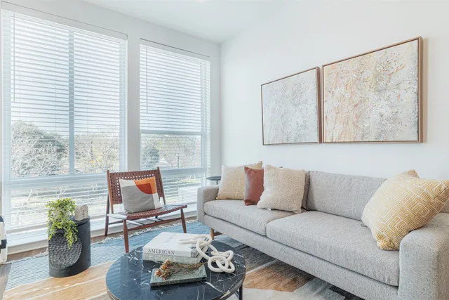 $1,435 | 10505 Deerwood Road, Unit 264, Houston, TX 77042