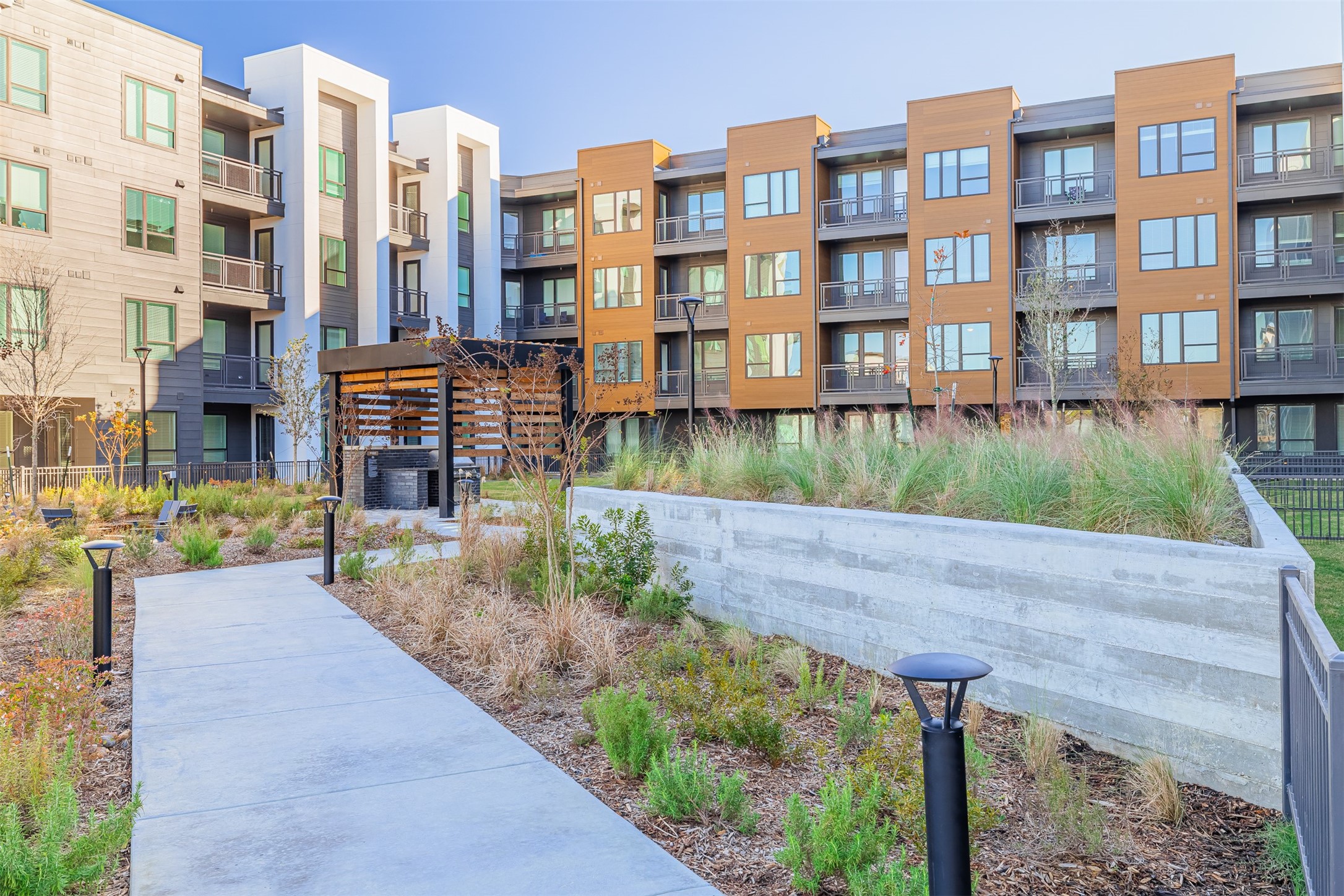 10505 Deerwood Road, Unit 264 Houston, TX 77042 - Photo 3 of 20