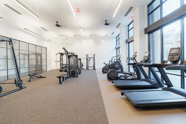 $1,435 | 10505 Deerwood Road, Unit 264, Houston, TX 77042