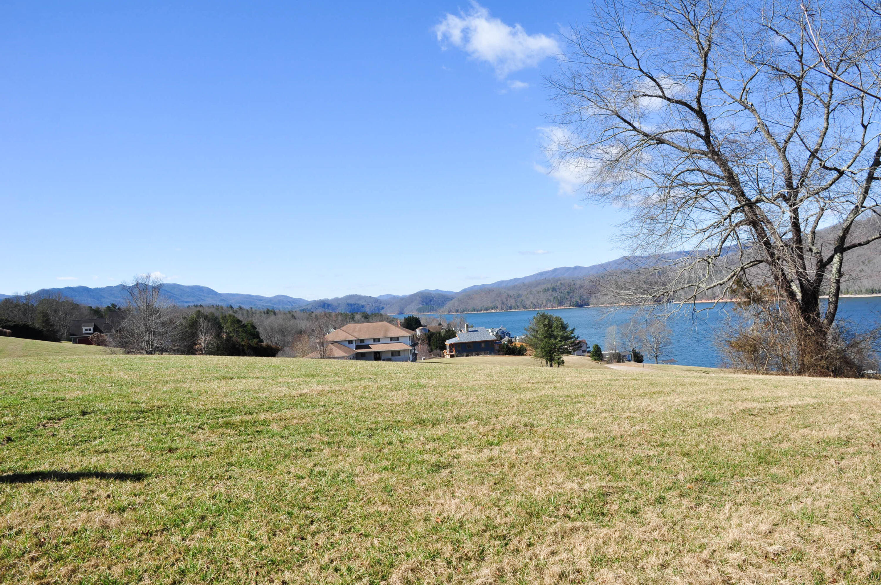 Lot 2 Harbour Point, Unit 2 Butler, TN 37640 - Photo 11 of 38 DSC_5618