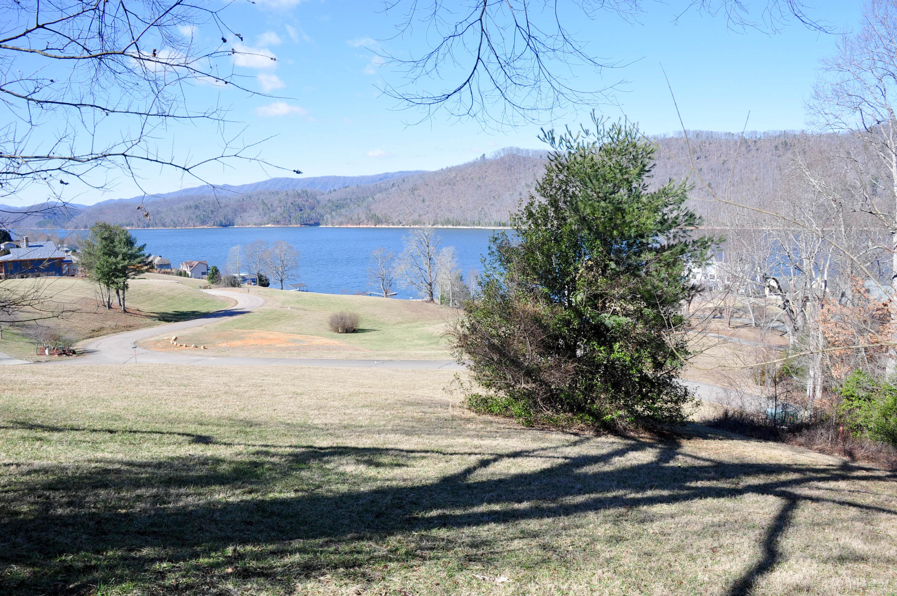 Lot 2 Harbour Point, Unit 2 Butler, TN 37640 - Photo 17 of 38 DSC_5624