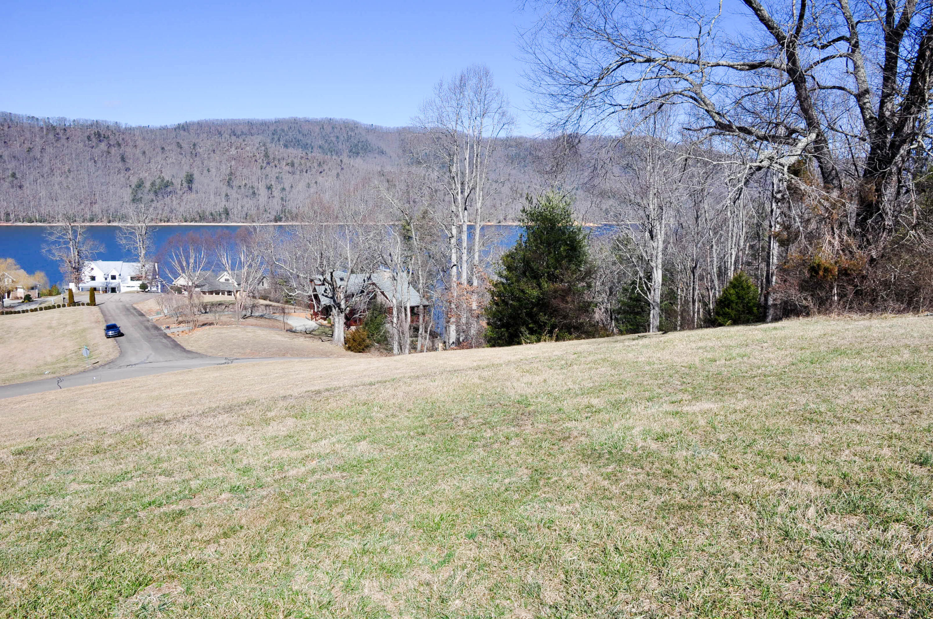 Lot 2 Harbour Point, Unit 2 Butler, TN 37640 - Photo 25 of 38 DSC_5633