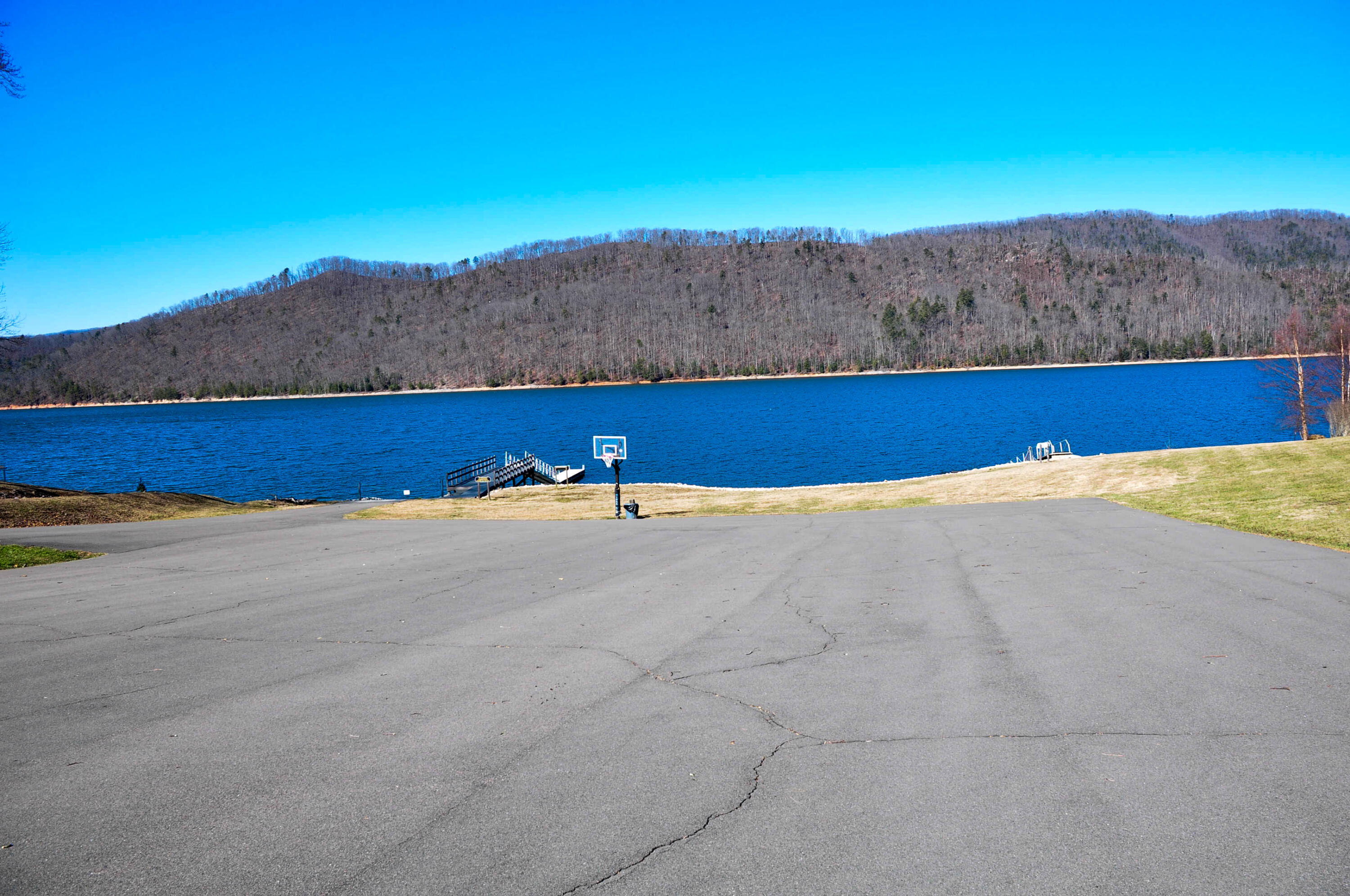 Lot 2 Harbour Point, Unit 2 Butler, TN 37640 - Photo 36 of 38 DSC_5643