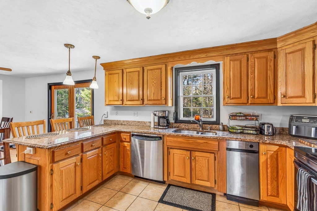13 Old Gardner Road Westminster, MA 01473 - Photo 10 of 40 Gallery Image 10