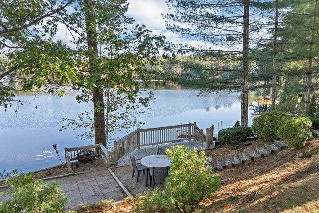 $749,900 | 73 Lake Shore Drive, Winchester, NH 03470