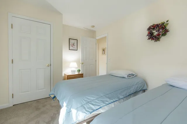 $749,900 | 73 Lake Shore Drive, Winchester, NH 03470