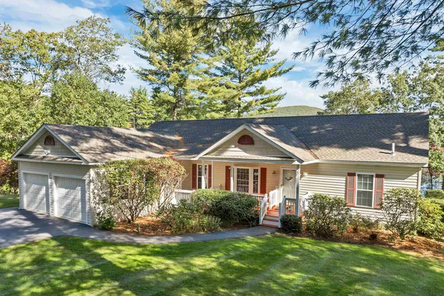$749,900 | 73 Lake Shore Drive, Winchester, NH 03470