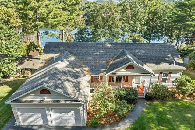 $749,900 | 73 Lake Shore Drive, Winchester, NH 03470