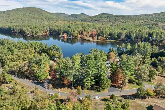 $749,900 | 73 Lake Shore Drive, Winchester, NH 03470