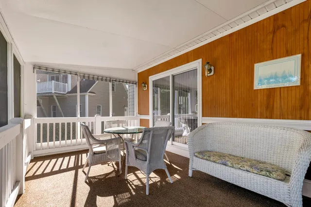 $749,900 | 73 Lake Shore Drive, Winchester, NH 03470