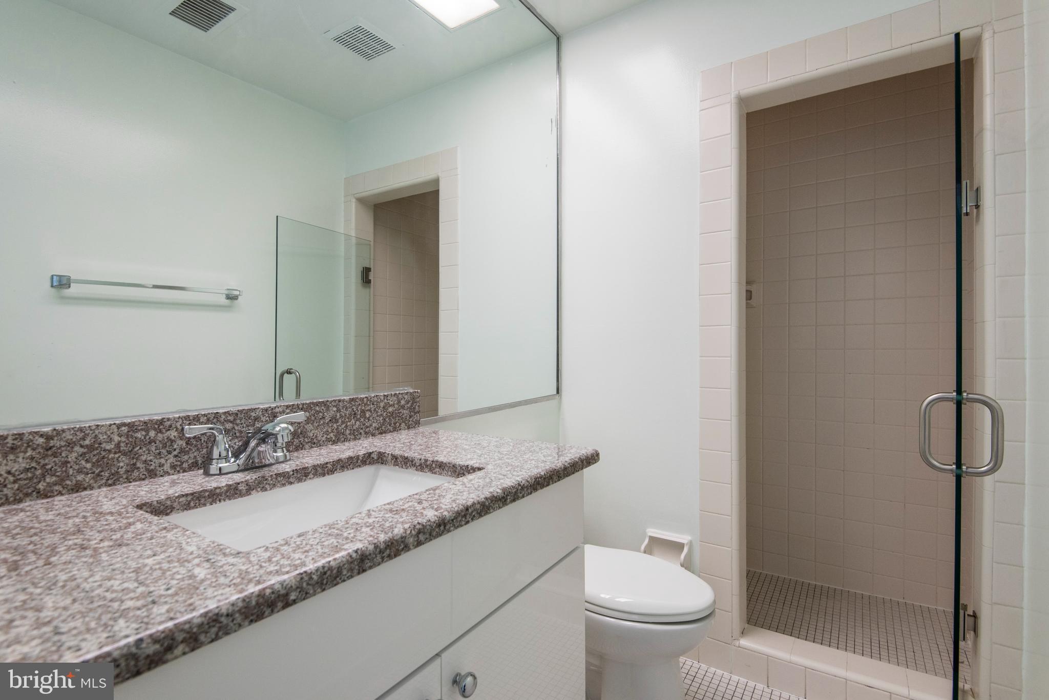 333 Monroe Street, Unit A Philadelphia, PA 19147 - Photo 16 of 18