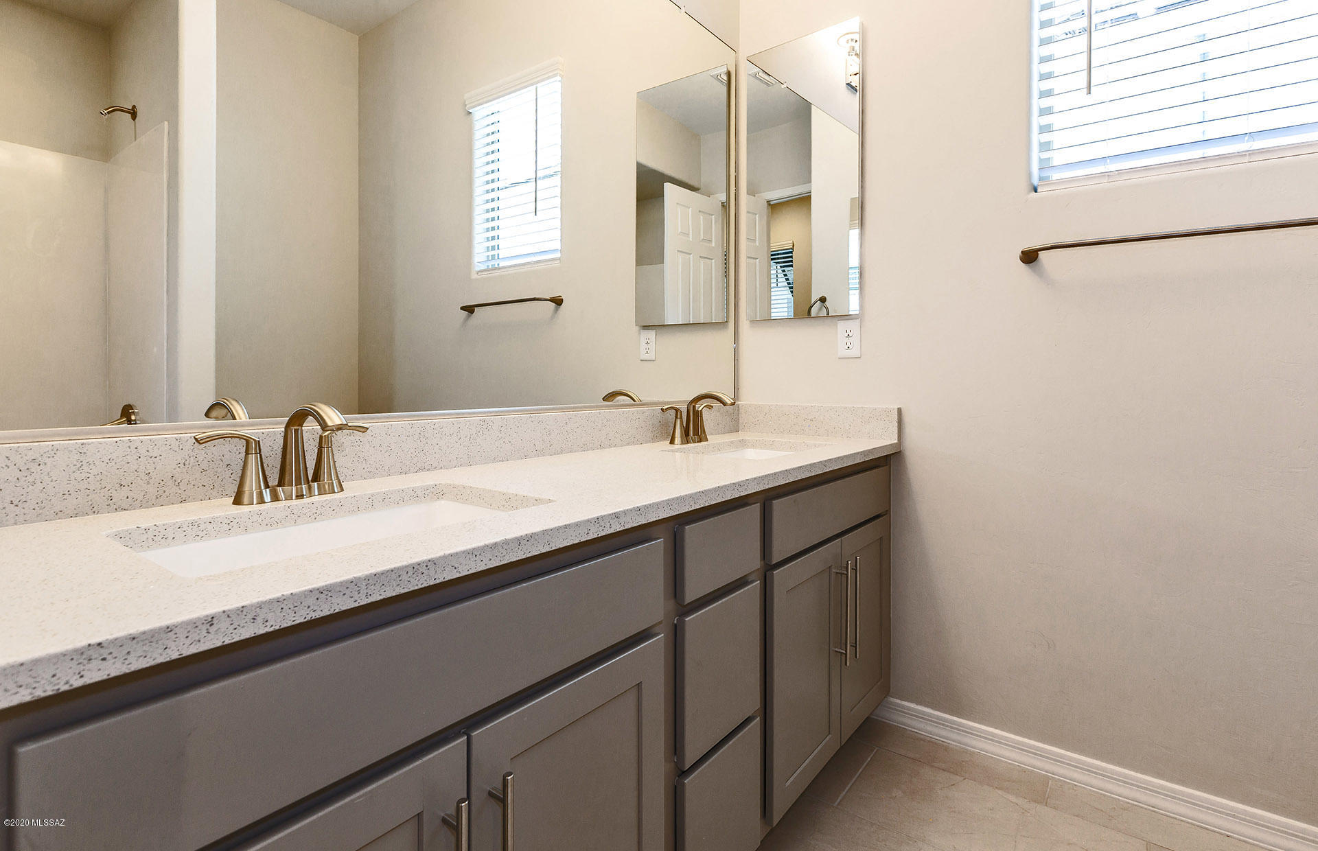 712 East Romsdalen Road Tucson, AZ 85755 - Photo 34 of 48