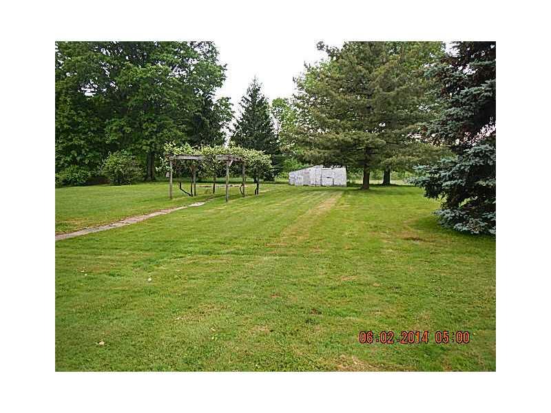 1180 South Keel Ridge Road Hermitage, PA 16148 - Photo 22 of 25 Yard/Garden.