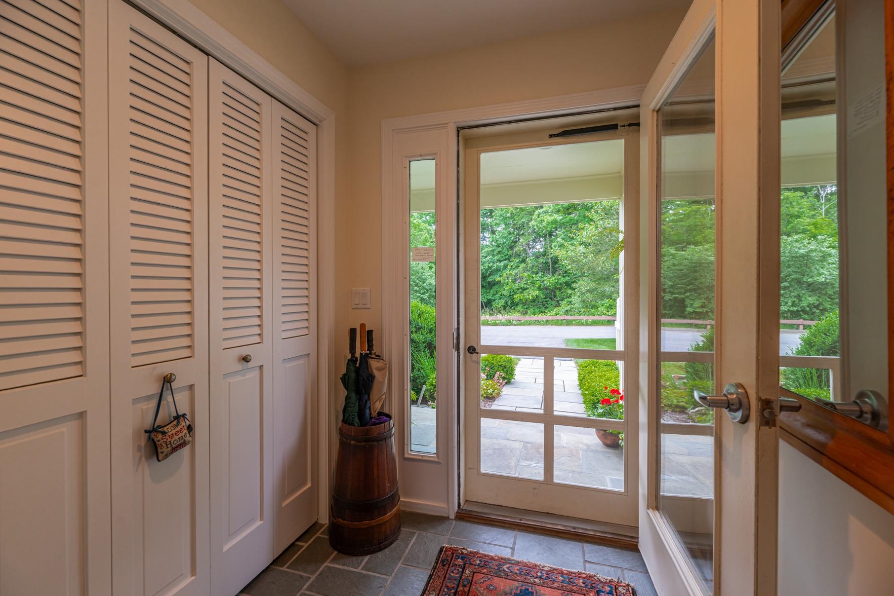 263 Kestrel Court, Unit F17 Manchester, VT 05254 - Photo 3 of 25