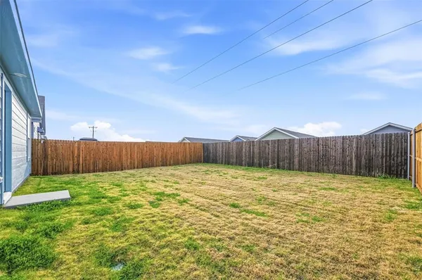 $1,725 | 241 Boxberry Way, Princeton, TX 75407