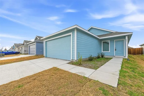 $1,725 | 241 Boxberry Way, Princeton, TX 75407