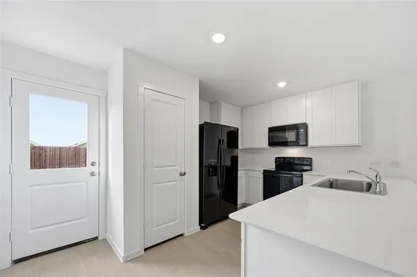 $1,725 | 241 Boxberry Way, Princeton, TX 75407