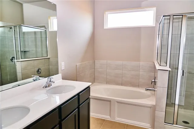 $1,950 | 816 Durness Drive, Pflugerville, TX 78660