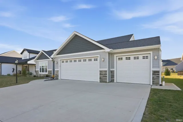 $339,000 | 3818 Sun Stone Way, New Haven, IN 46774