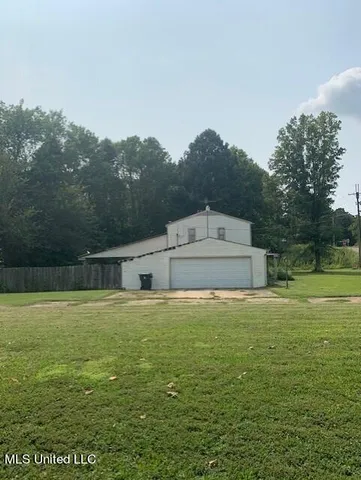 $999,999 | 3049 Pleasant Hill Road, Nesbit, MS 38651