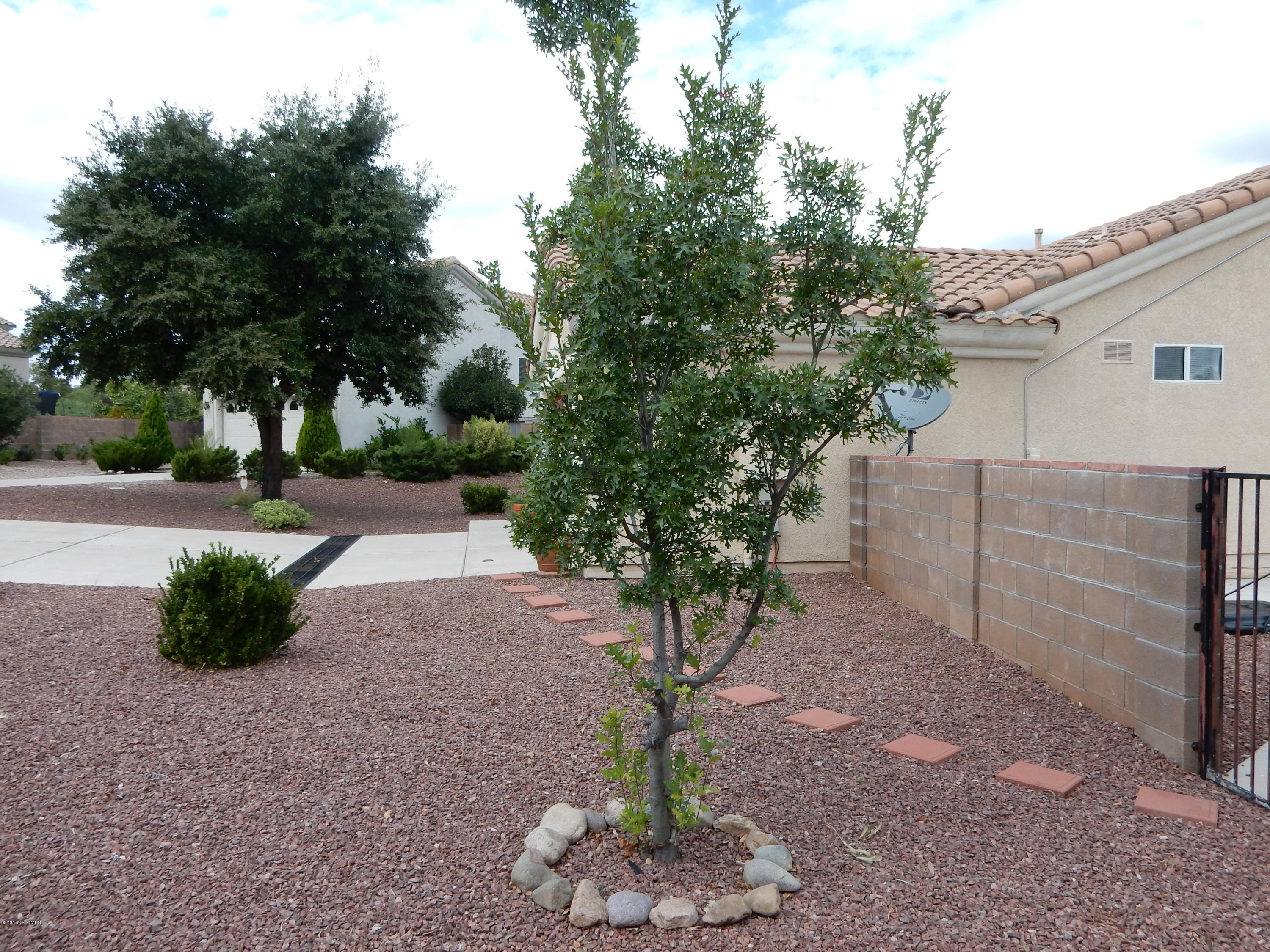 95 Highland Circle Rio Rico, AZ 85648 - Photo 4 of 16 Gallery Image 4
