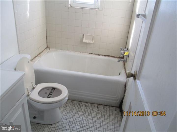 326 Springton Road Upper Darby, PA 19082 - Photo 8 of 8