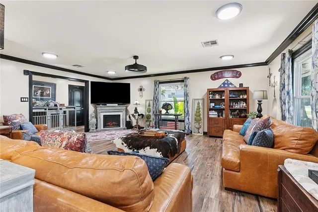 $359,900 | 45 East Carmack Drive, Chalmette, LA 70043