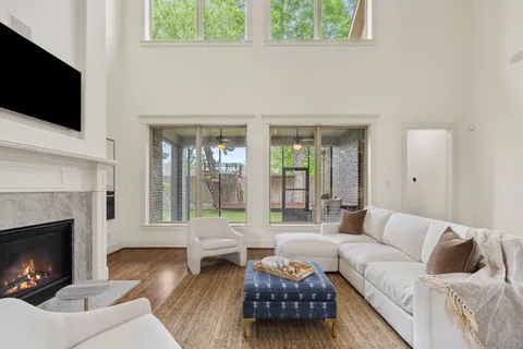 $1,375,000 | 1418 Du Barry Lane, Houston, TX 77018