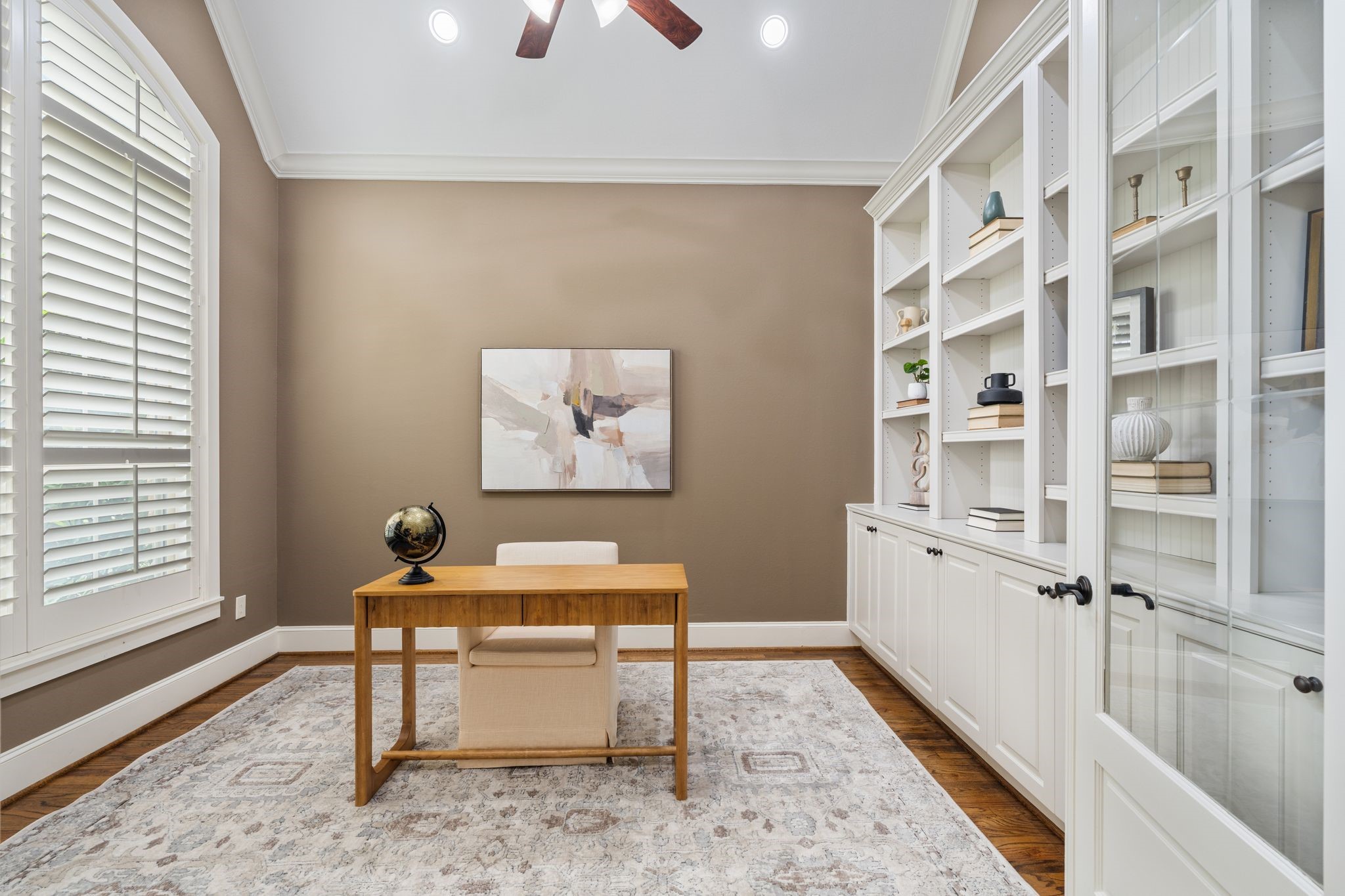 1418 Du Barry Lane Houston, TX 77018 - Photo 4 of 45 a room with furniture and window